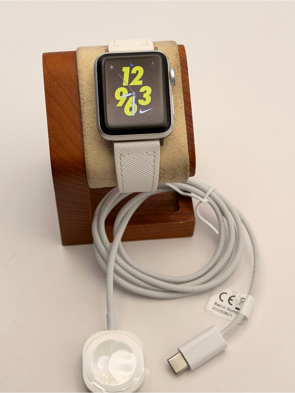 Nike Apple Watch, Series 2, 38mm, Tested, Charger Included, Silver, Leather Band
